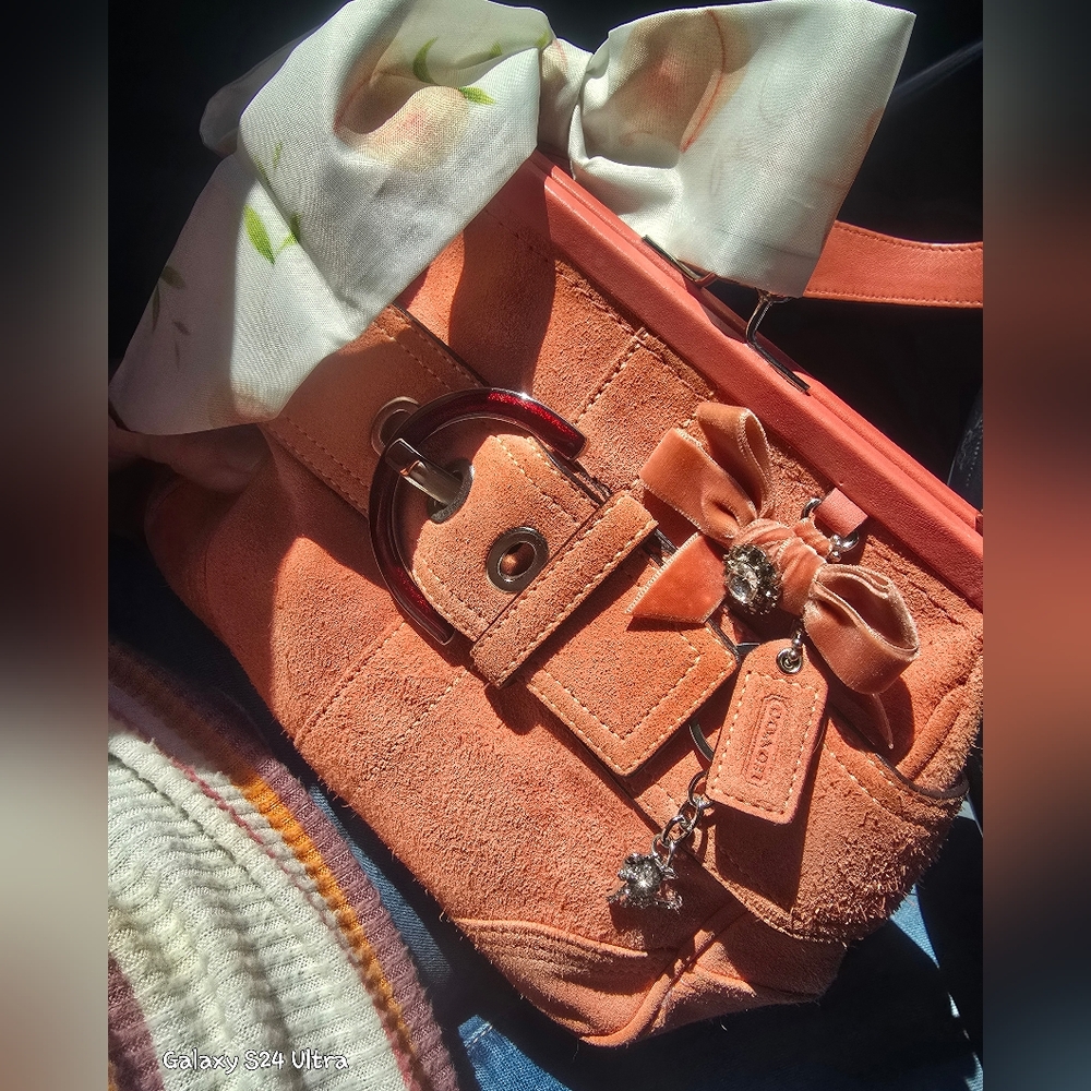 Rockraquel Poshmark Live SHOW! Poshlive! Let's have fun!!💚 - Picture 9 of 17